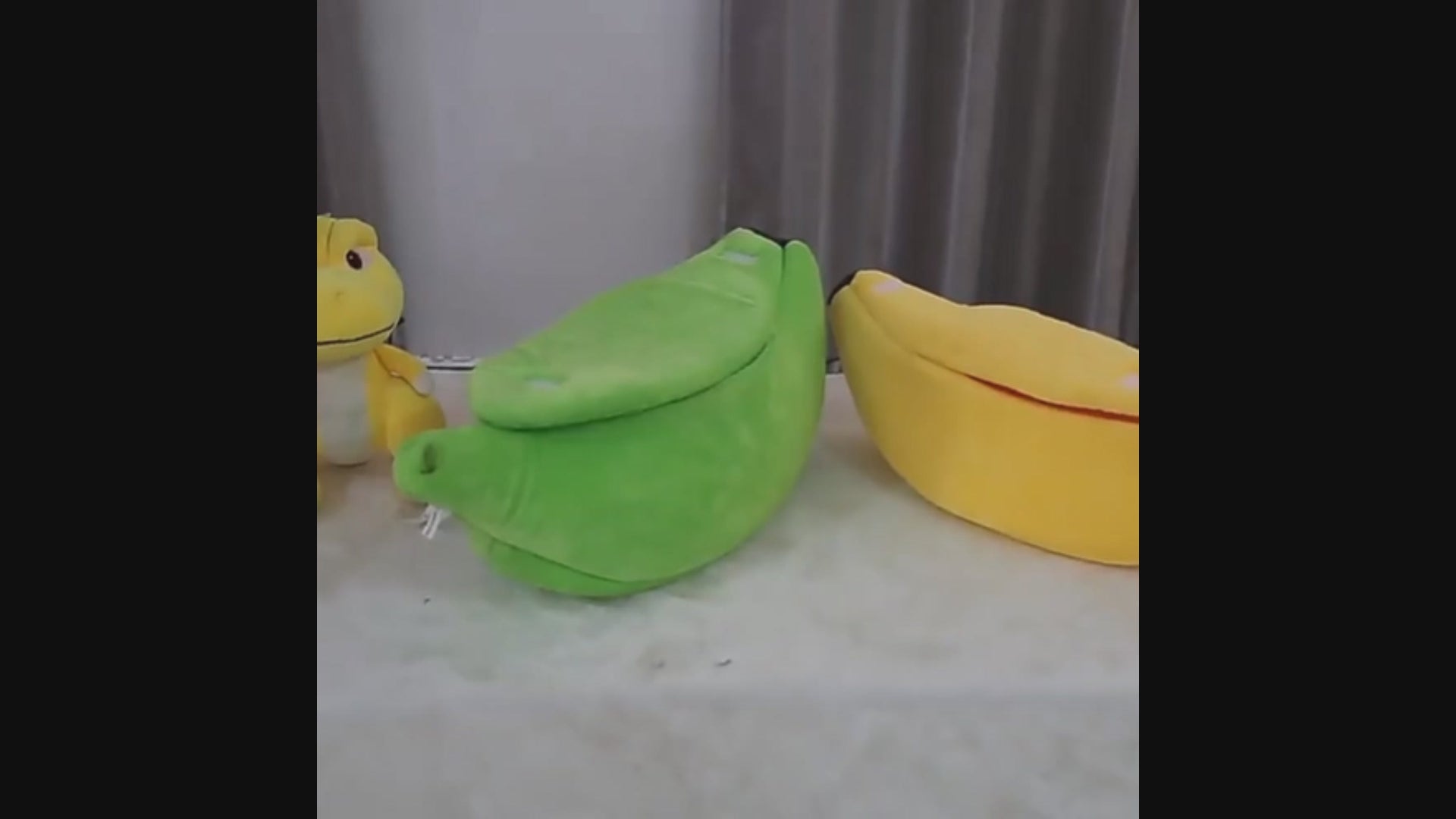 Pawsola – Bananen Katzenbett 🍌🐾